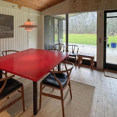 Σπίτι διακοπών 4 Bedroom Beautiful In