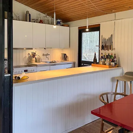 Σπίτι διακοπών 4 Bedroom Beautiful In *