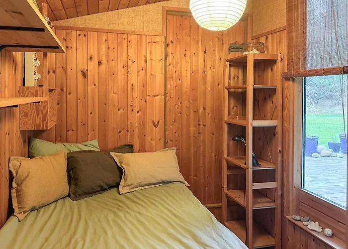 4 Bedroom Beautiful In Ålbæk